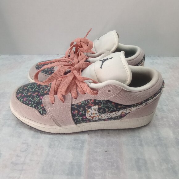 Air Jordan 1 Low “Floral Vines” Sneakers Cream Pink Rare Floral Print SZ 6y - Picture 3 of 11